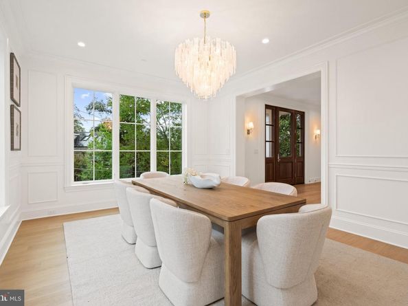 2916 Chesapeake Street NW, Washington DC 20008