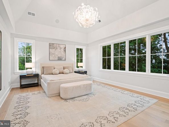 2916 Chesapeake Street NW, Washington DC 20008