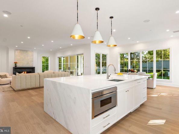 2916 Chesapeake Street NW, Washington DC 20008