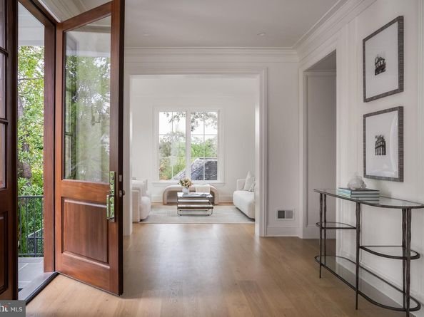 2916 Chesapeake Street NW, Washington DC 20008