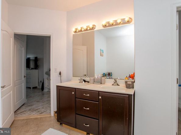 523 Carson Terrace, Huntingdon Valley PA 19006