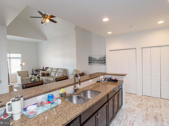 523 Carson Terrace, Huntingdon Valley PA 19006