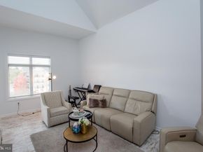 523 Carson Terrace, Huntingdon Valley PA 19006