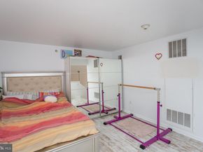 523 Carson Terrace, Huntingdon Valley PA 19006