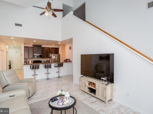 523 Carson Terrace, Huntingdon Valley PA 19006