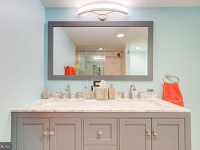 165 Poplar Street, Philadelphia PA 19123