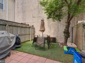 165 Poplar Street, Philadelphia PA 19123