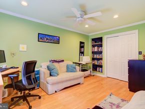 165 Poplar Street, Philadelphia PA 19123
