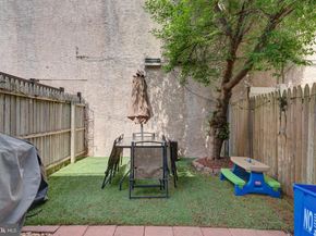 165 Poplar Street, Philadelphia PA 19123
