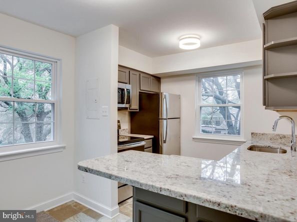 2104 N Scott Street 35, Arlington VA 22209