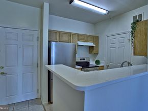 1570 Spring Gate Drive 7215, Mclean VA 22102