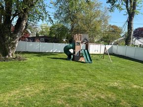 25 Maple Avenue, Hatboro PA 19040