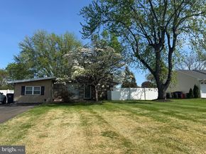 25 Maple Avenue, Hatboro PA 19040