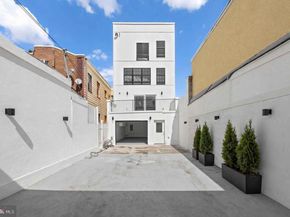 2552 E Somerset Street, Philadelphia PA 19134