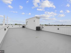 2552 E Somerset Street, Philadelphia PA 19134