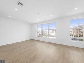 2552 E Somerset Street, Philadelphia PA 19134