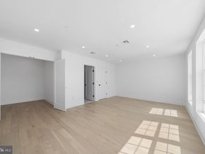2552 E Somerset Street, Philadelphia PA 19134
