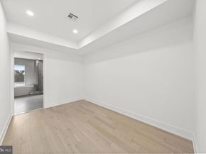 2552 E Somerset Street, Philadelphia PA 19134