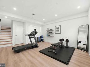 2552 E Somerset Street, Philadelphia PA 19134