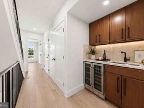 2552 E Somerset Street, Philadelphia PA 19134