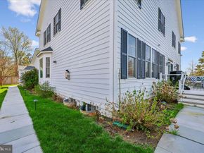 2998 Beechwood Lane, Falls Church VA 22042
