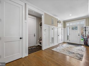 2998 Beechwood Lane, Falls Church VA 22042