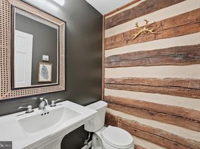 10204 Yellow Pine Drive, Vienna VA 22182