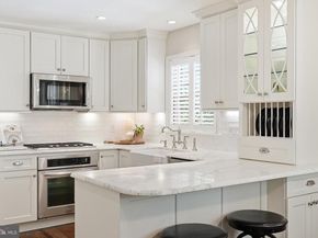 10204 Yellow Pine Drive, Vienna VA 22182