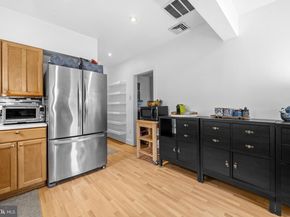2816 W George Mason Road, Falls Church VA 22042