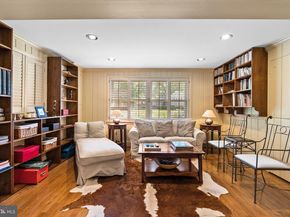 6208 Beachway Drive, Falls Church VA 22041
