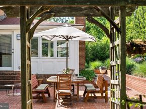 6208 Beachway Drive, Falls Church VA 22041