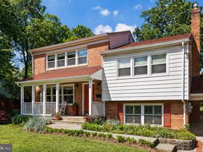 6208 Beachway Drive, Falls Church VA 22041