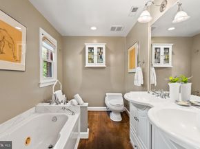 6208 Beachway Drive, Falls Church VA 22041