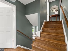 6208 Beachway Drive, Falls Church VA 22041