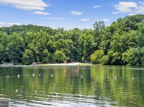 6208 Beachway Drive, Falls Church VA 22041