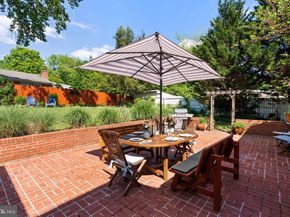 6208 Beachway Drive, Falls Church VA 22041