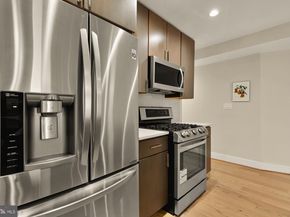 14 T Street NE 1, Washington DC 20002