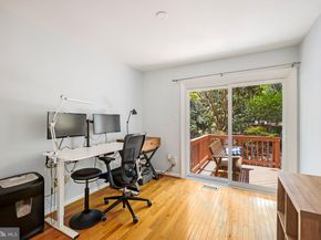 11619 Chapel Cross Way, Reston VA 20194