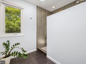 11619 Chapel Cross Way, Reston VA 20194