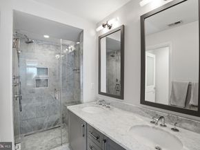 406 13TH Street SE, Washington DC 20003