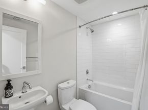 406 13TH Street SE, Washington DC 20003