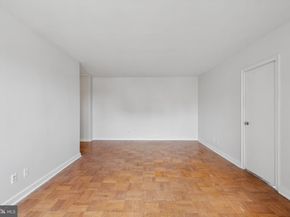 2601 Pennsylvania Avenue 431, Philadelphia PA 19130