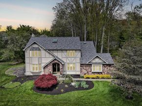 695 Friar Drive, Yardley PA 19067