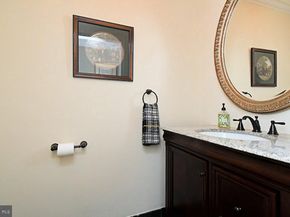 695 Friar Drive, Yardley PA 19067