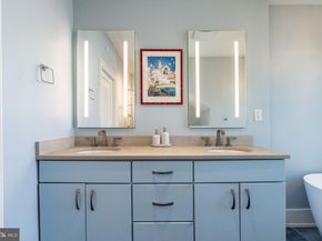 18 W Mechanic Street 1, New Hope PA 18938