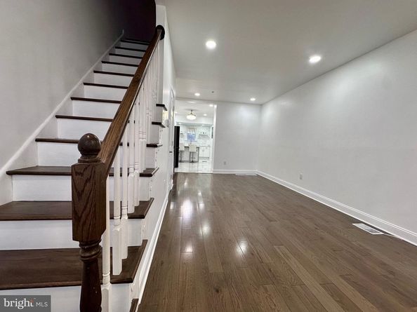 2520 S 5TH Street, Philadelphia PA 19148