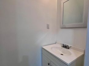 2520 S 5TH Street, Philadelphia PA 19148