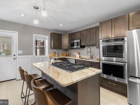523 Fairmount Avenue, Philadelphia PA 19123