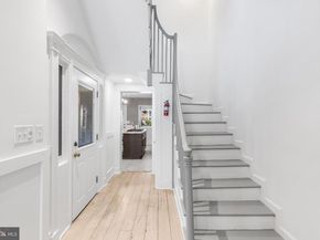 523 Fairmount Avenue, Philadelphia PA 19123