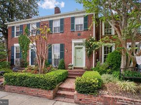 733 S Pitt Street S, Alexandria VA 22314